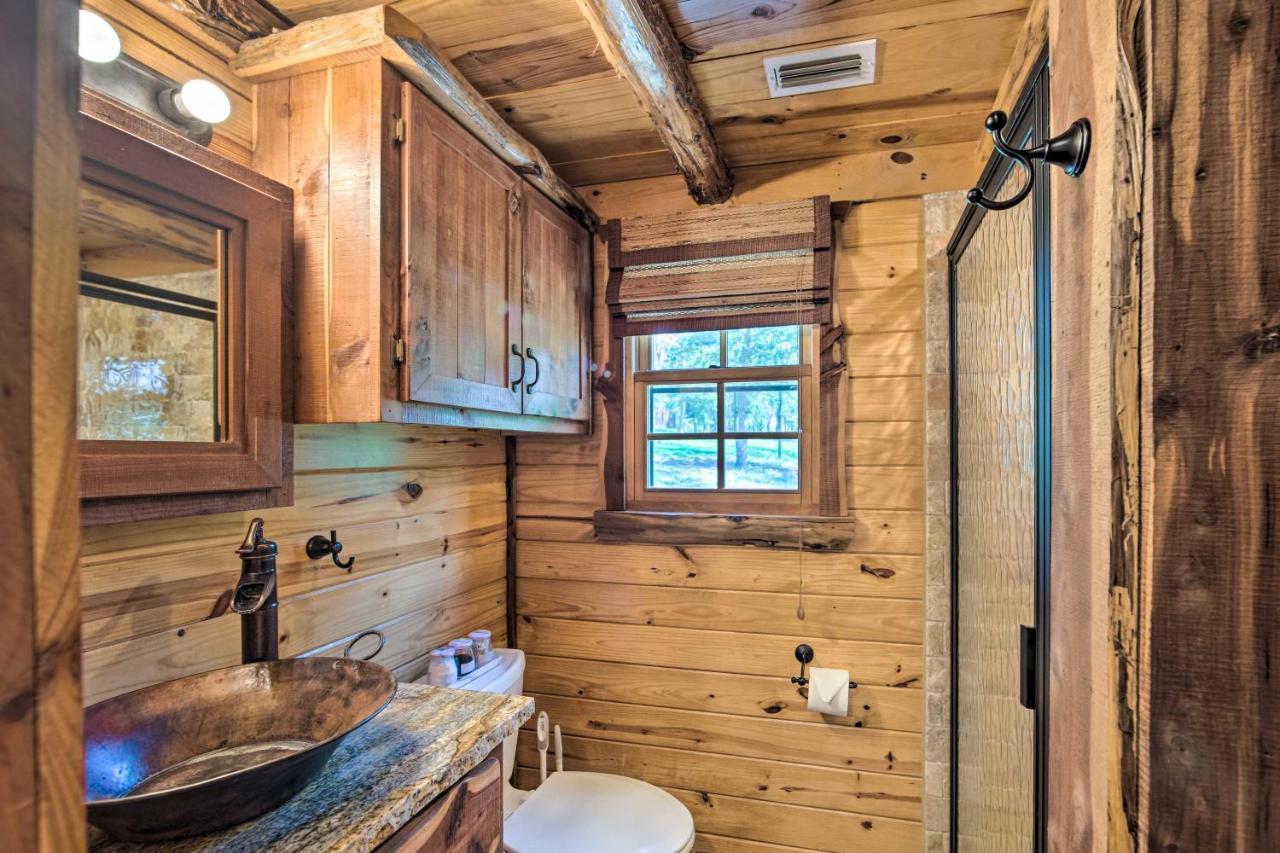 New The Deer Cabin Peaceful Refuge In East Texas Ben Wheeler Buitenkant foto