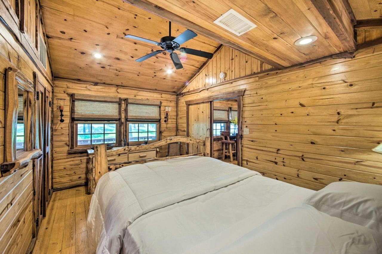 New The Deer Cabin Peaceful Refuge In East Texas Ben Wheeler Buitenkant foto