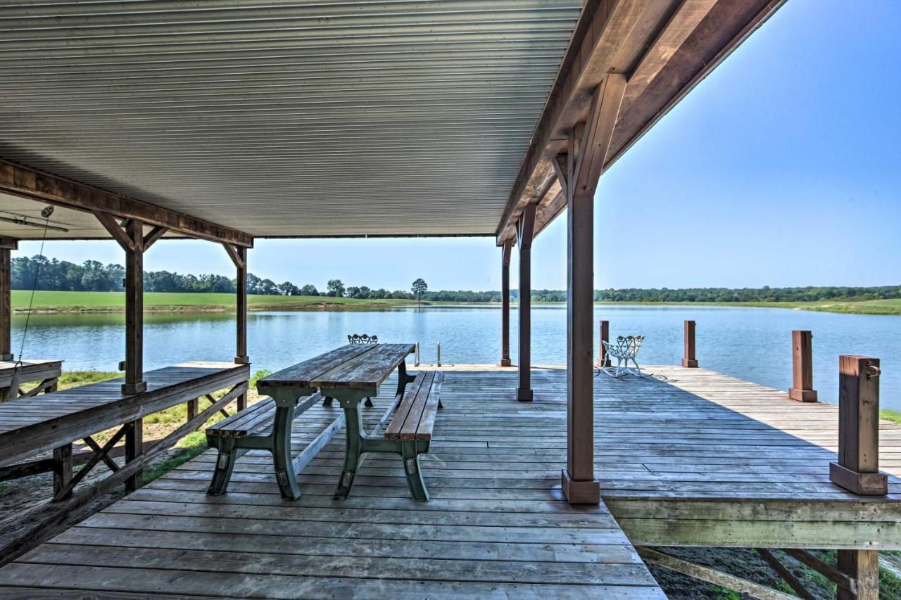 New The Deer Cabin Peaceful Refuge In East Texas Ben Wheeler Buitenkant foto