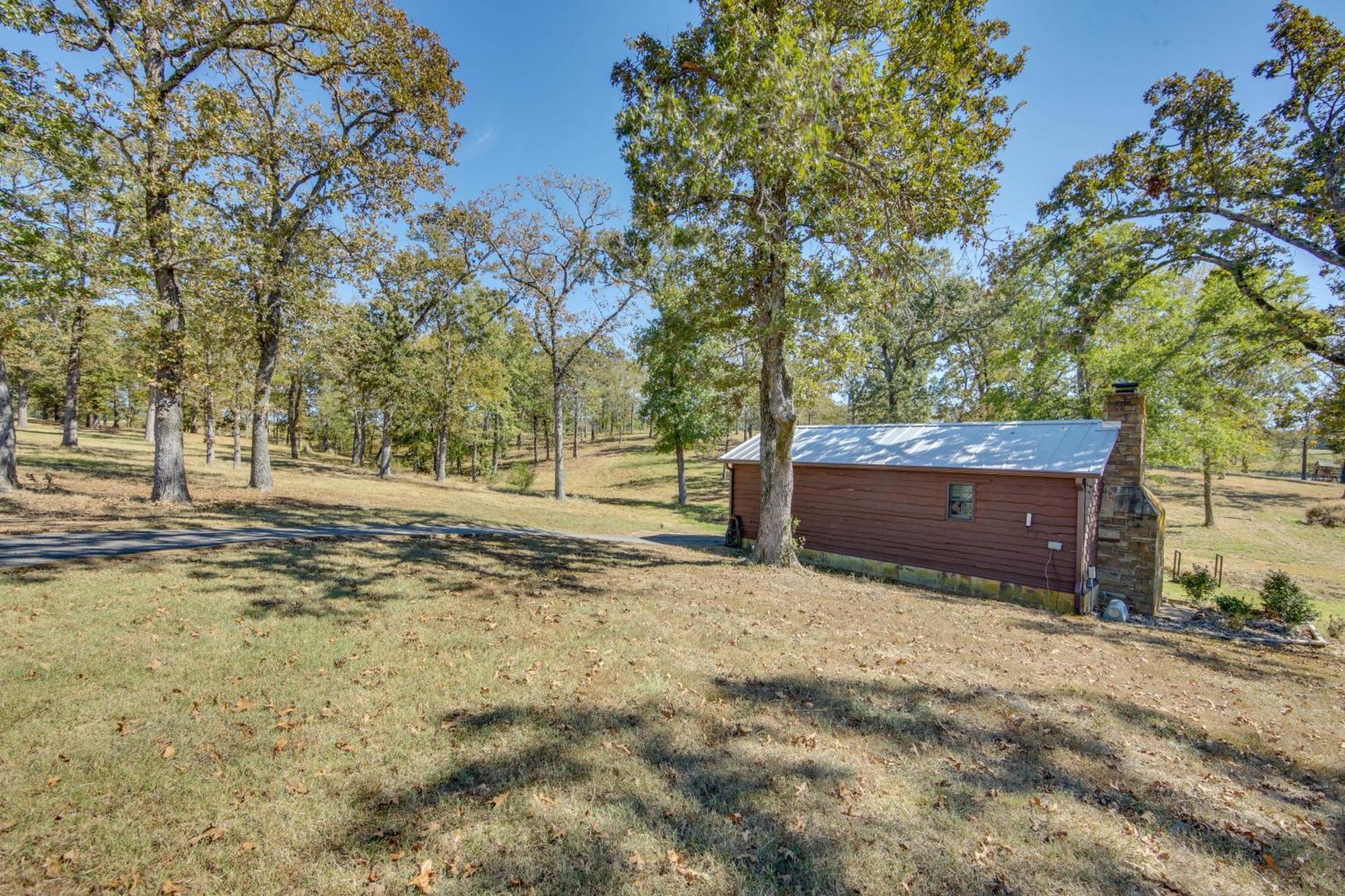 New The Deer Cabin Peaceful Refuge In East Texas Ben Wheeler Buitenkant foto